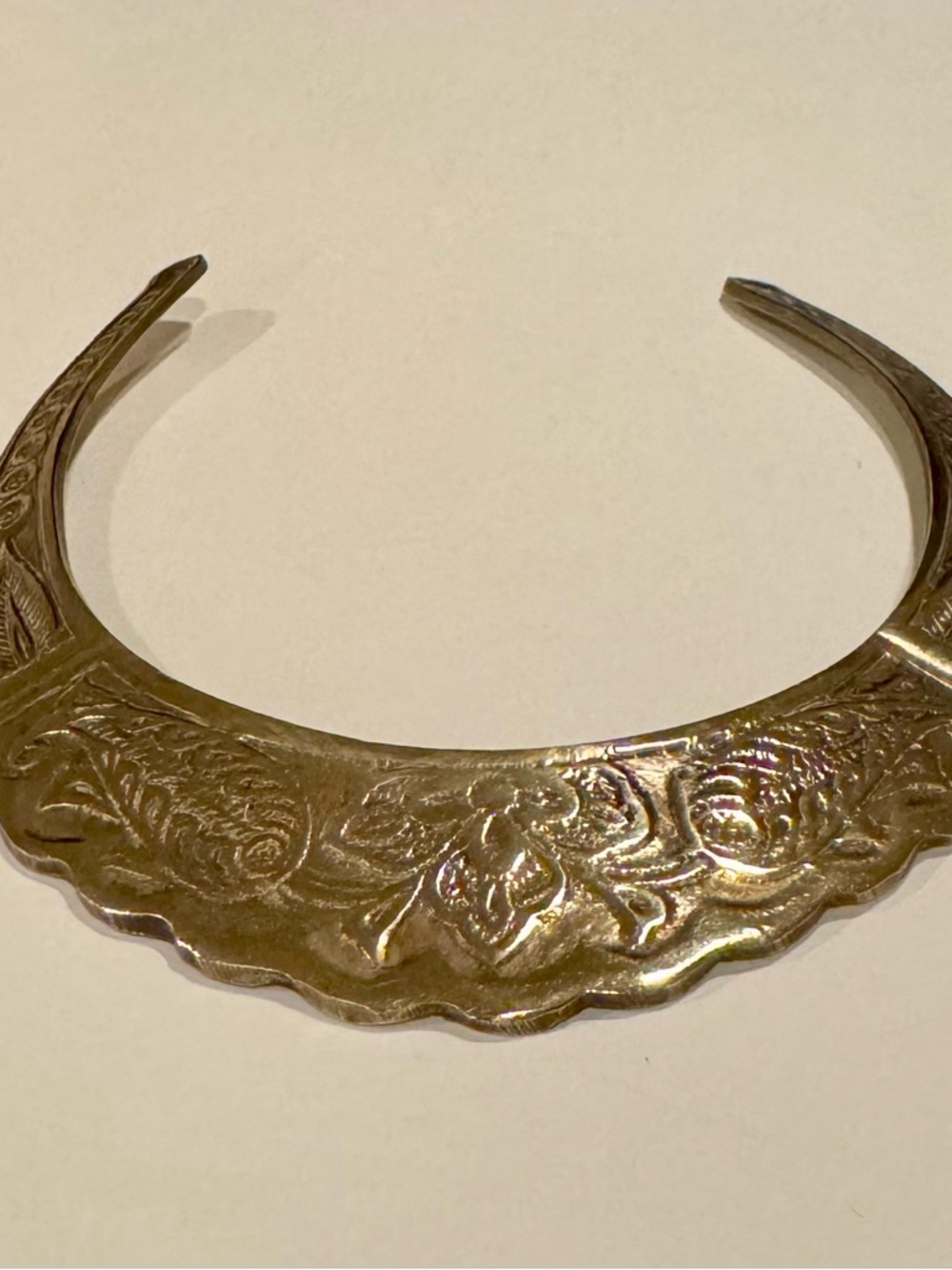 Vintage Gold-Tone Floral Engraved Collar Necklace
